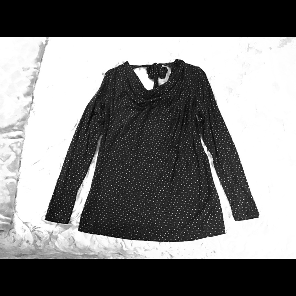 NWOT Cabi Tie-Back Tee